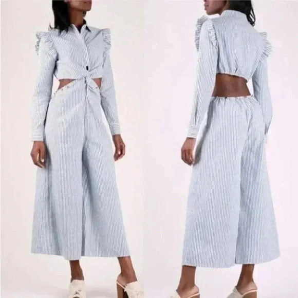 So Chic Striped Jumpsuit - Picture 2 of 3